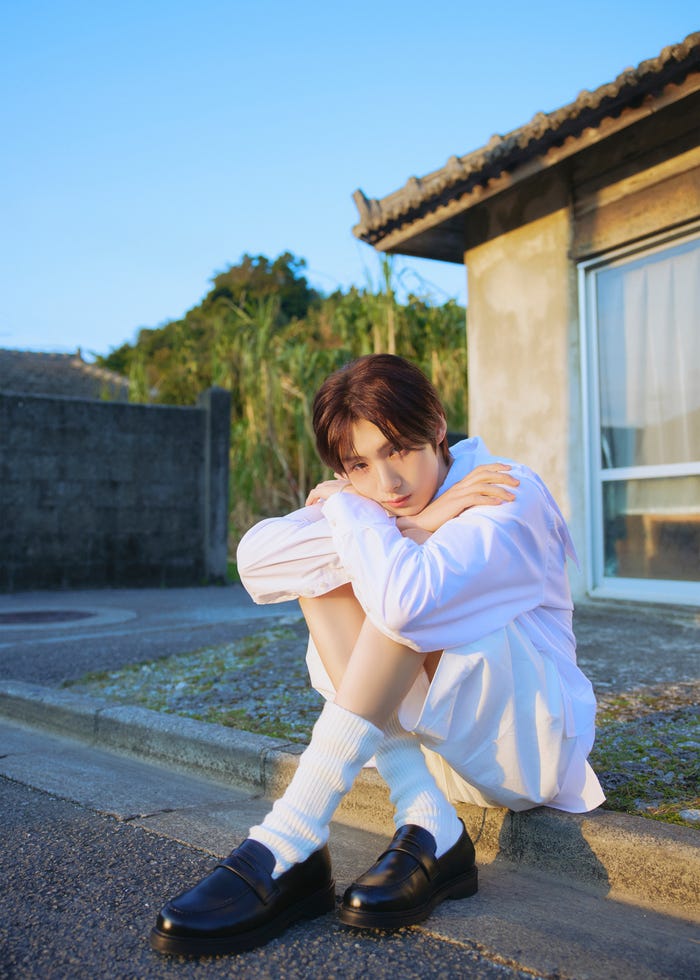 YOUNGJAE(P)&(C)PLEDIS Entertainment