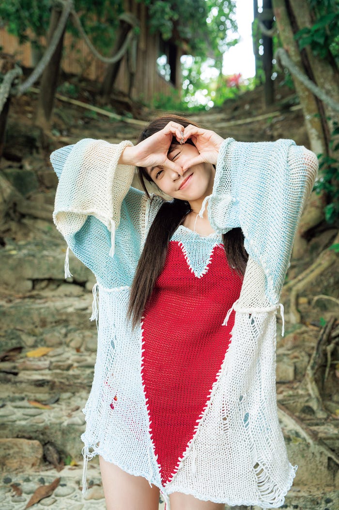 櫻井優衣(C)佐藤佑一、光文社