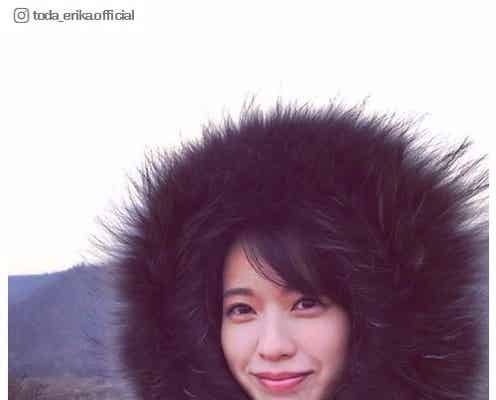 戸田恵梨香、まるで黒いライオン?極寒ショットに「超絶可愛い」の声殺到