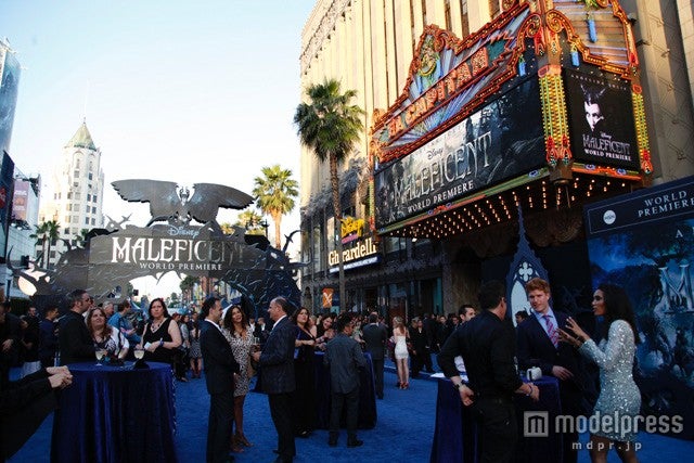 来場者で賑わう会場の様子