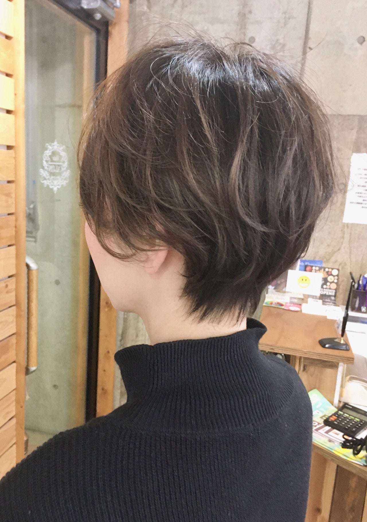 40代の50代は髪色に注意 ポイントと見本のヘアカラーカタログ モデルプレス