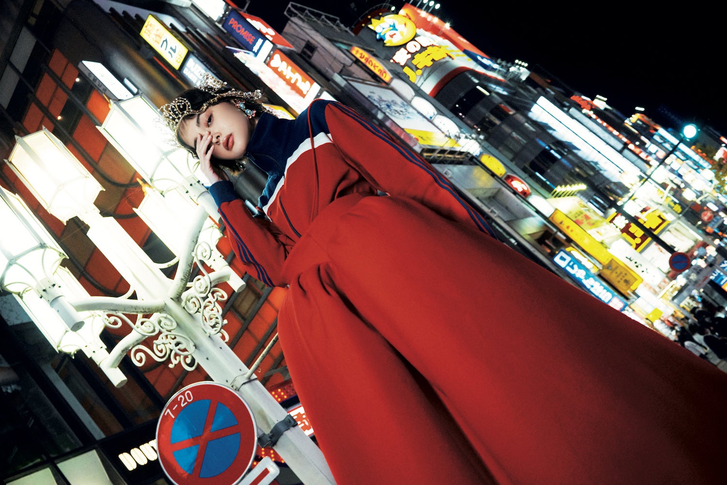 玉城ティナ／撮影：蜷川実花（LUCKY STAR） （提供写真）