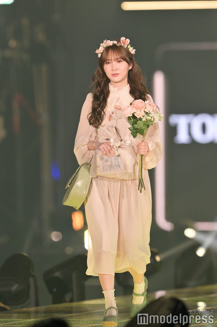 加藤史帆(C)モデルプレス