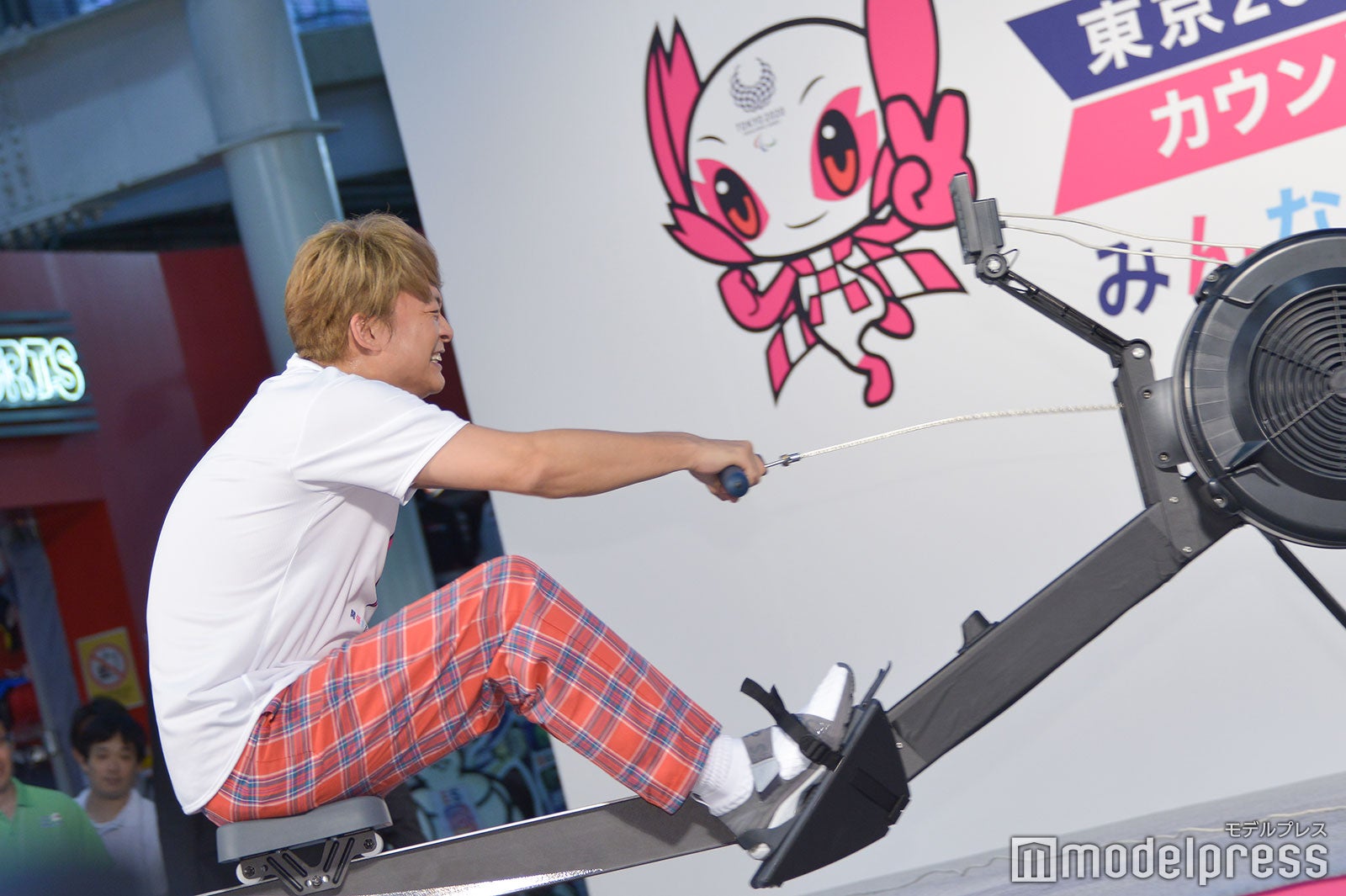 香取慎吾、全力 （C）モデルプレス