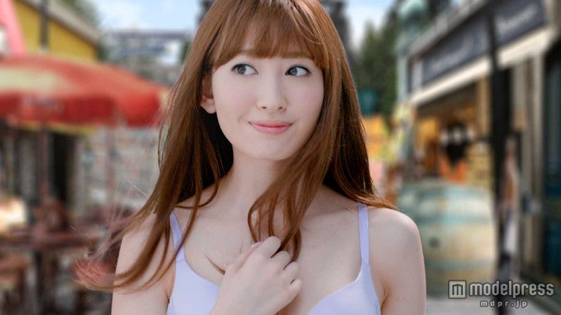 小嶋陽菜／「PEACH JOHN」の新商品「ドリームブラ」ショートムービーより