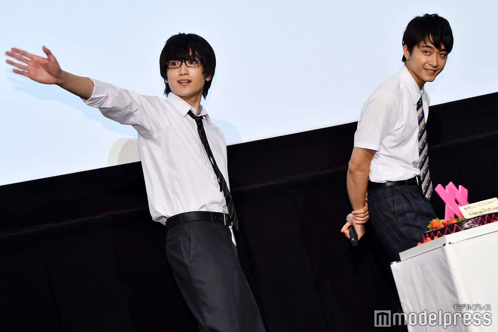 金子大地、佐藤寛太（C）モデルプレス