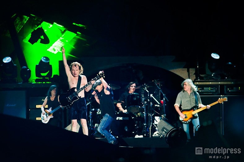 AC/DC