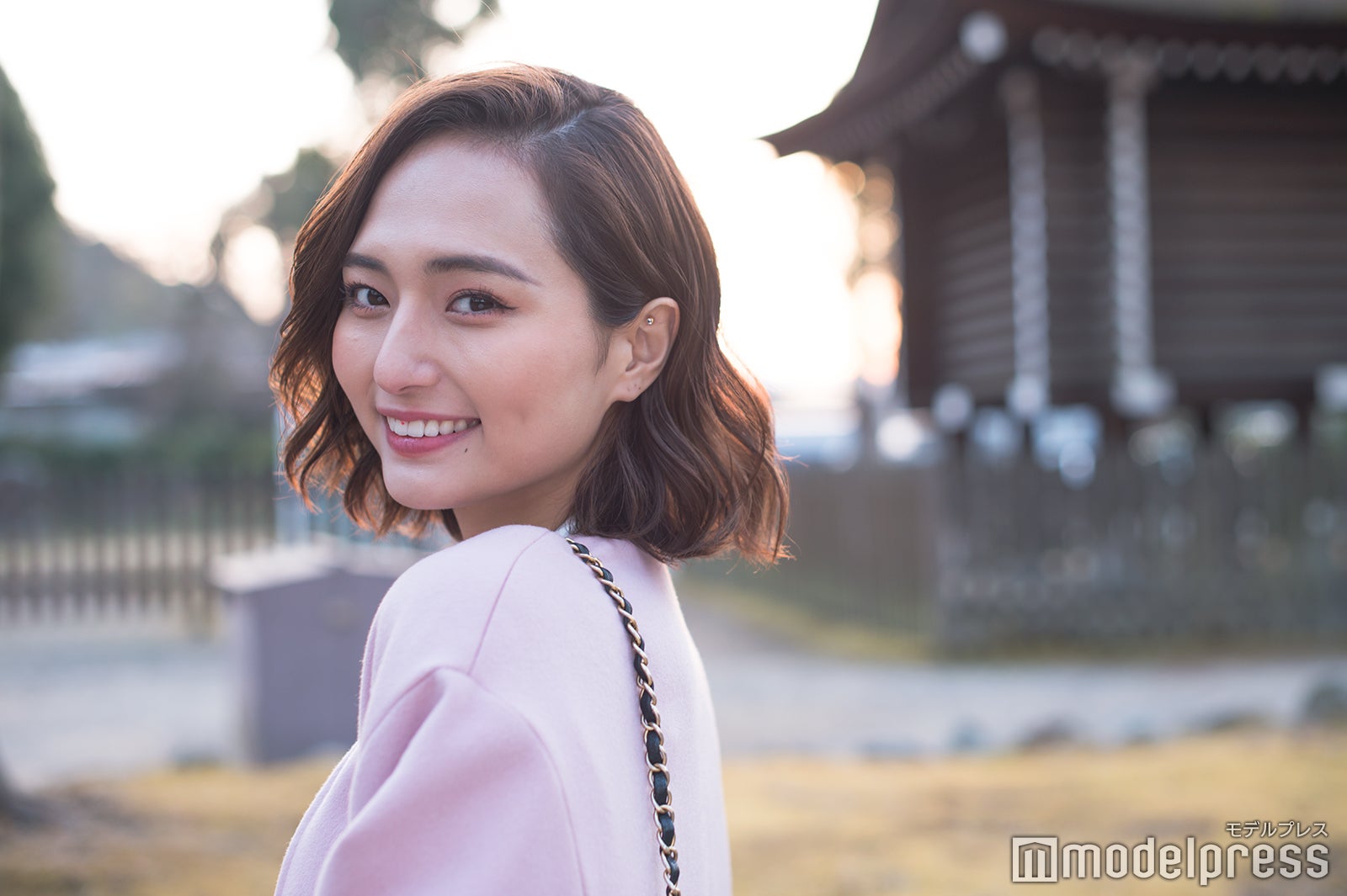 山賀琴子（C）モデルプレス