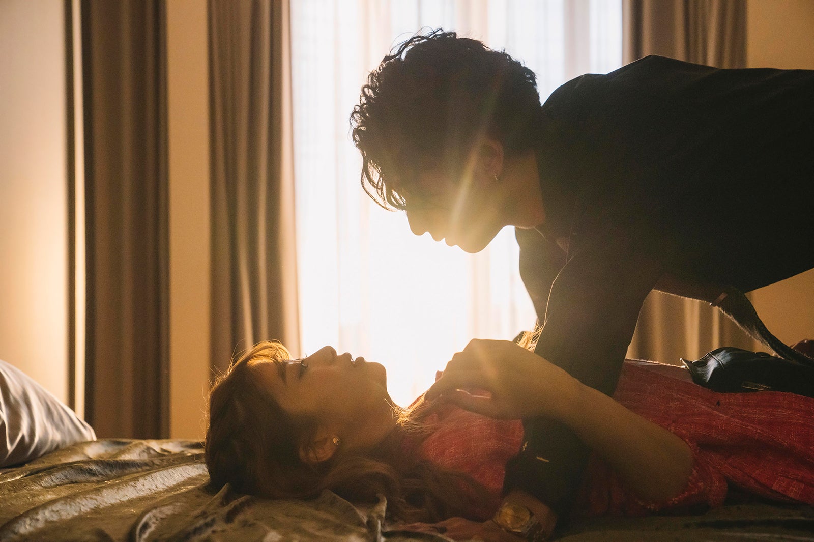 ＜恋と弾丸 第8話＞ユリ、最凶の男・セミリオの恋人に？ 欲望に満ちた魔手が迫る