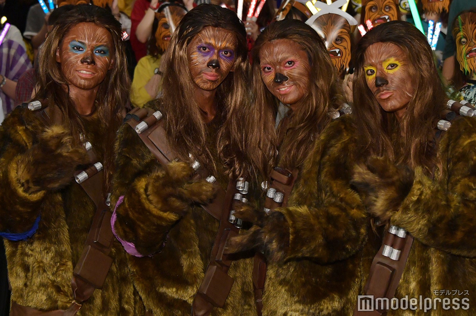 超特急、衝撃コスプレで登場　願い事＆グループの絆語る