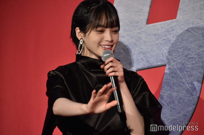 平手友梨奈「マットがなかったです!」(C)モデルプレス