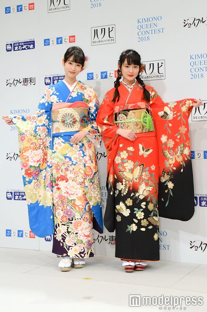 高橋ひかる、吉本実憂 (C)モデルプレス