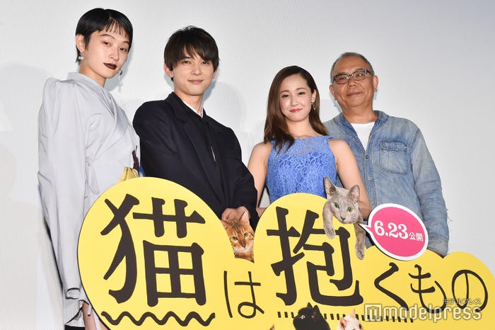 コムアイ、吉沢亮、沢尻エリカ、犬童一心監督(C)モデルプレス