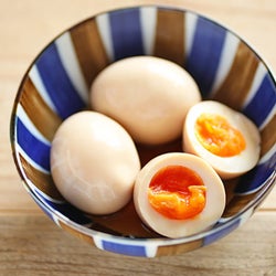 漬けておくだけ!冷蔵庫に常備しておきたい茹で卵&煮卵レシピ特集