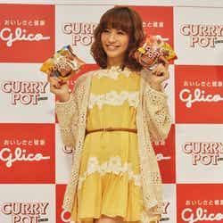 優木まおみ
