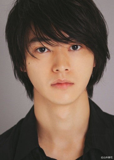 山崎賢人（提供写真）