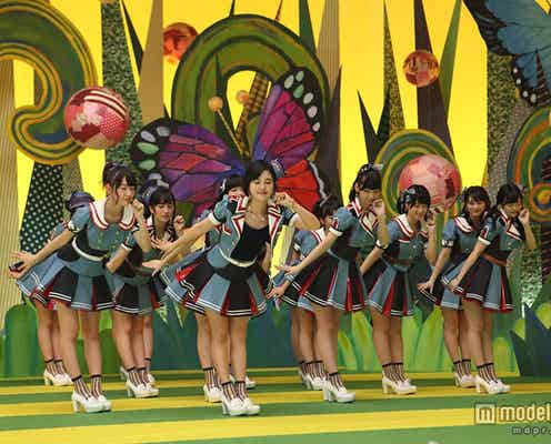 HKT48、キス顔披露「不思議の国のアリス」の世界へ誘う