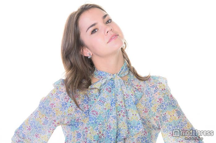 マイア・ミッチェル(C)Disney