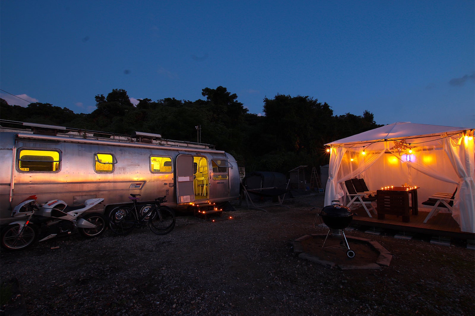 大阪近郊にカフェ＆BBQ施設「サンクチュアリ」A5和牛も味わえる非日常アウトドア空間