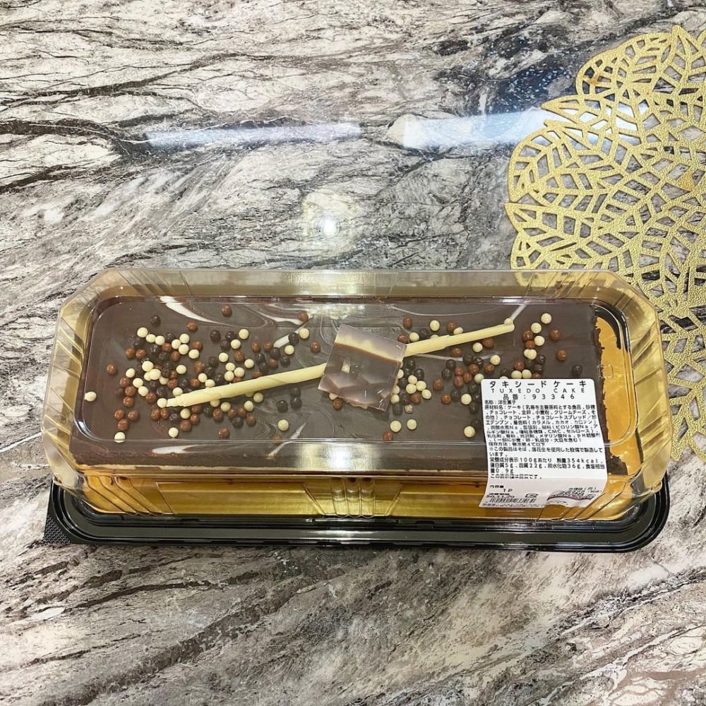 タキシードケーキ