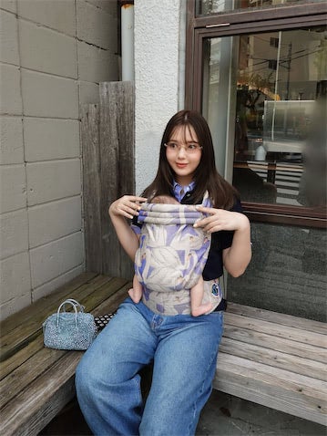 藤田ニコル、愛娘を抱っこしたお洒落コーデを披露「なんて可愛いママ」「おしゃれママすぎる」