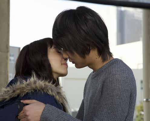 中川大志&飯豊まりえ、胸キュン必至の“キス写真”解禁