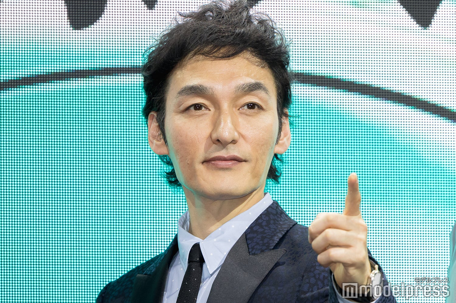 草なぎ剛（C）モデルプレス