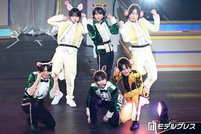 (上段左から)宮岡大愛、山岸想、善如寺來(下段左から)阿達慶、竹村実悟、千井野空翔(C)モデルプレス