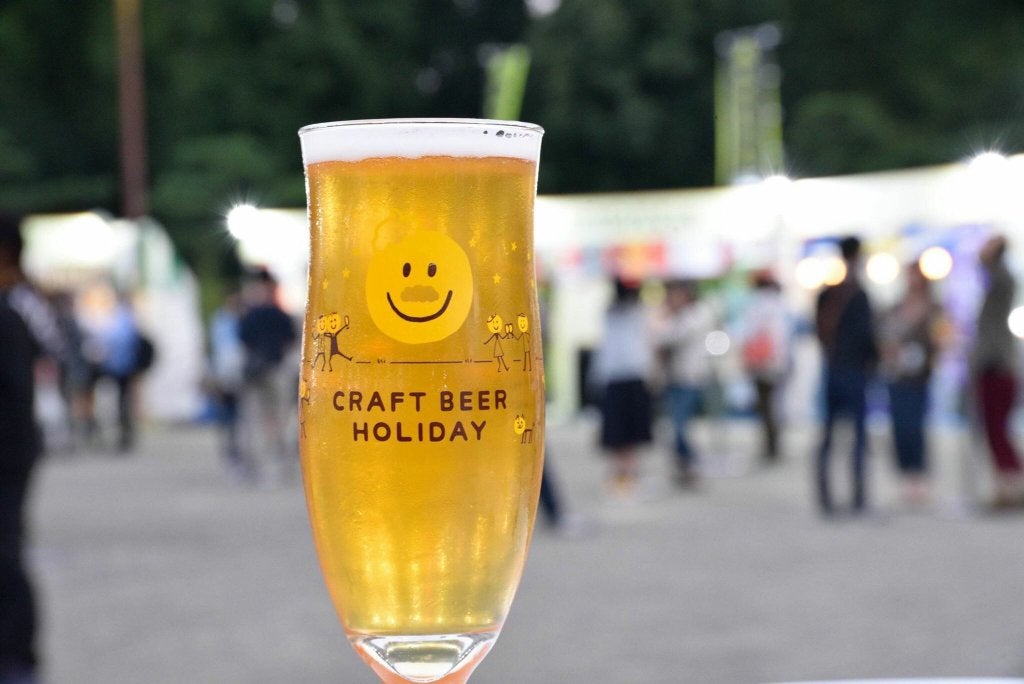 個性派クラフトビールの祭典「大阪城クラフトビアホリデイ」　秋晴れの下で飲めるビールは100種類超え／画像提供：クラフトビアホリデイ事務局