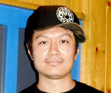 押尾学氏47歳の現在がめちゃダンディー！「しわが増えてきた」 白髪で年を重ねた姿披露