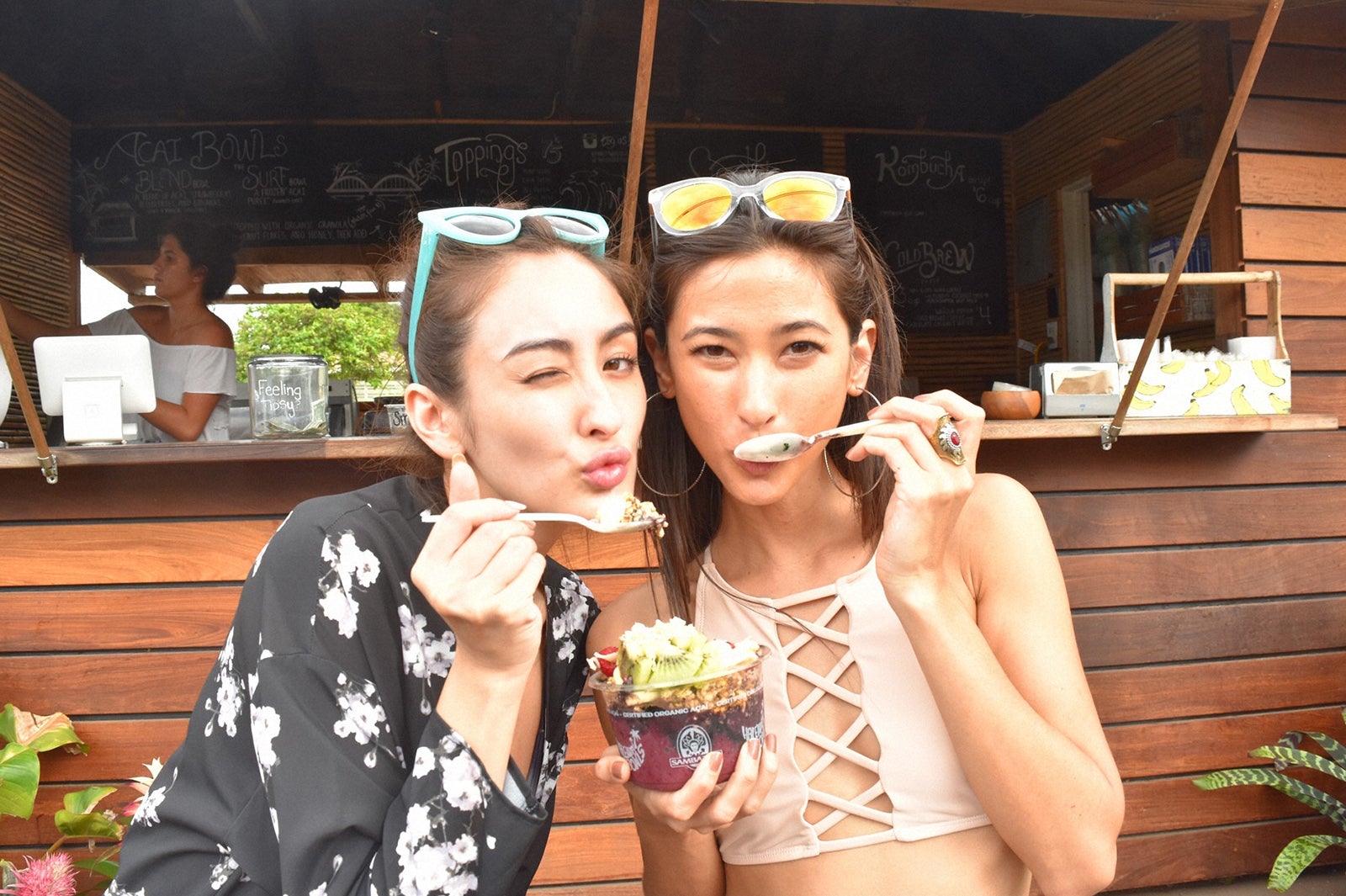 （左から）オードリー亜谷香、メロディー洋子／画像提供：TBS