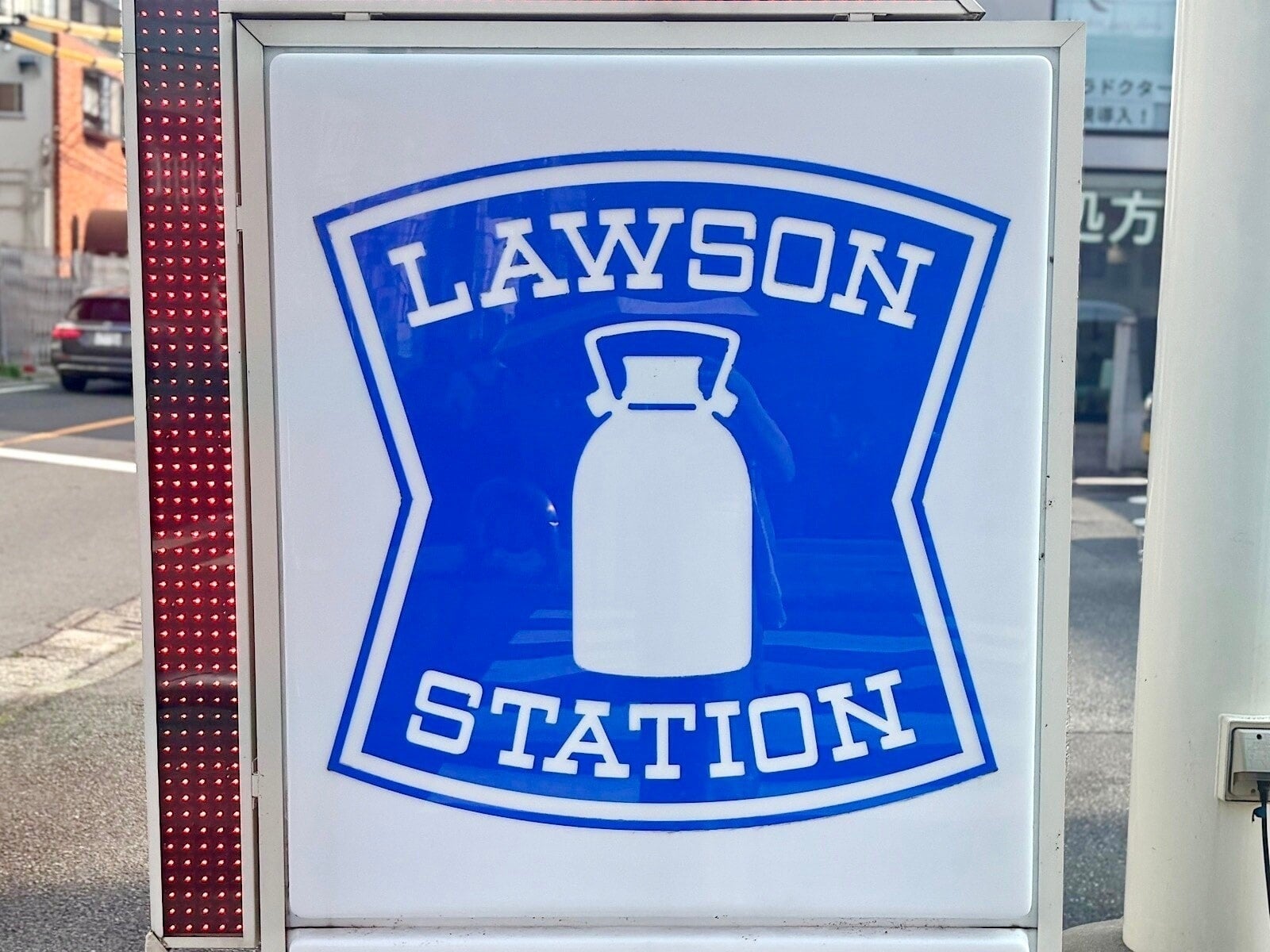 「このいちごのお菓子は珍しい…!?」【ローソン】今が旬の「新作いちごスイーツ」3品実食レビュー