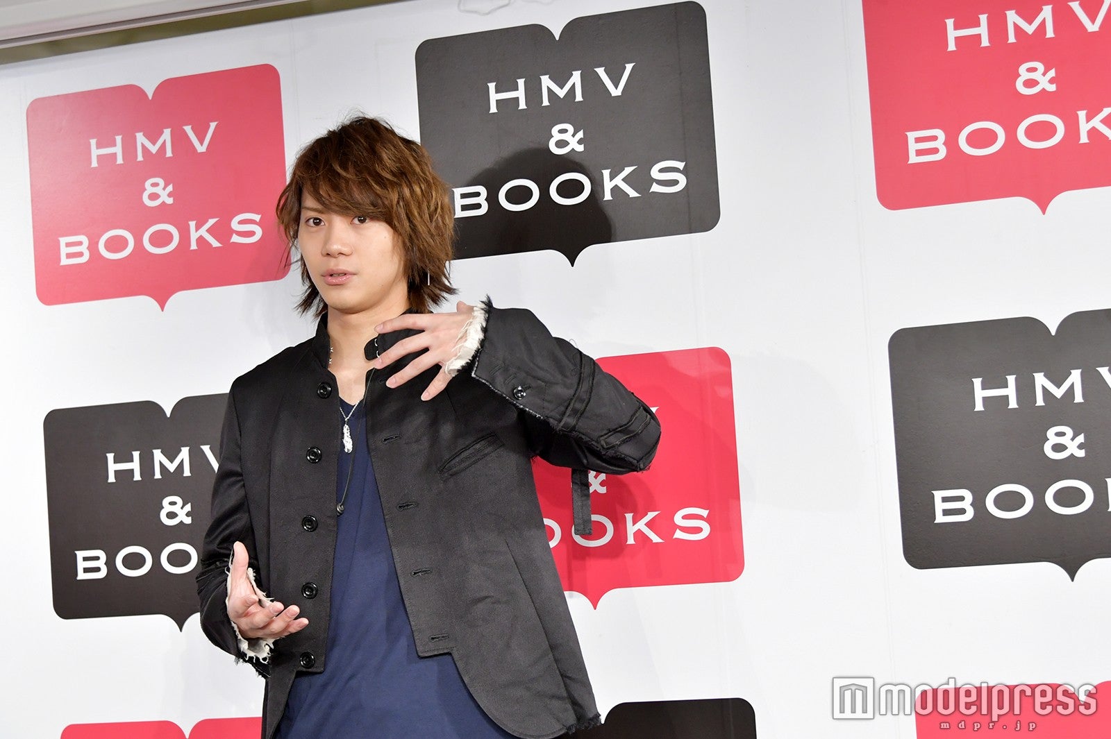 佐藤流司 （C）モデルプレス