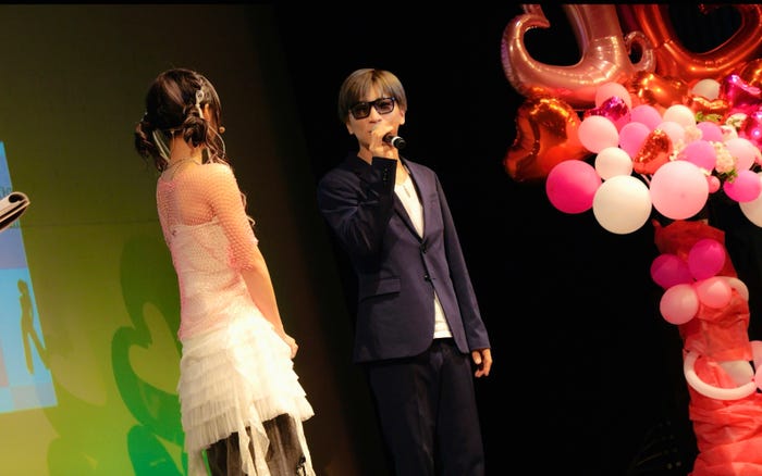 あみか(AMIKA)、miyake氏(提供写真)