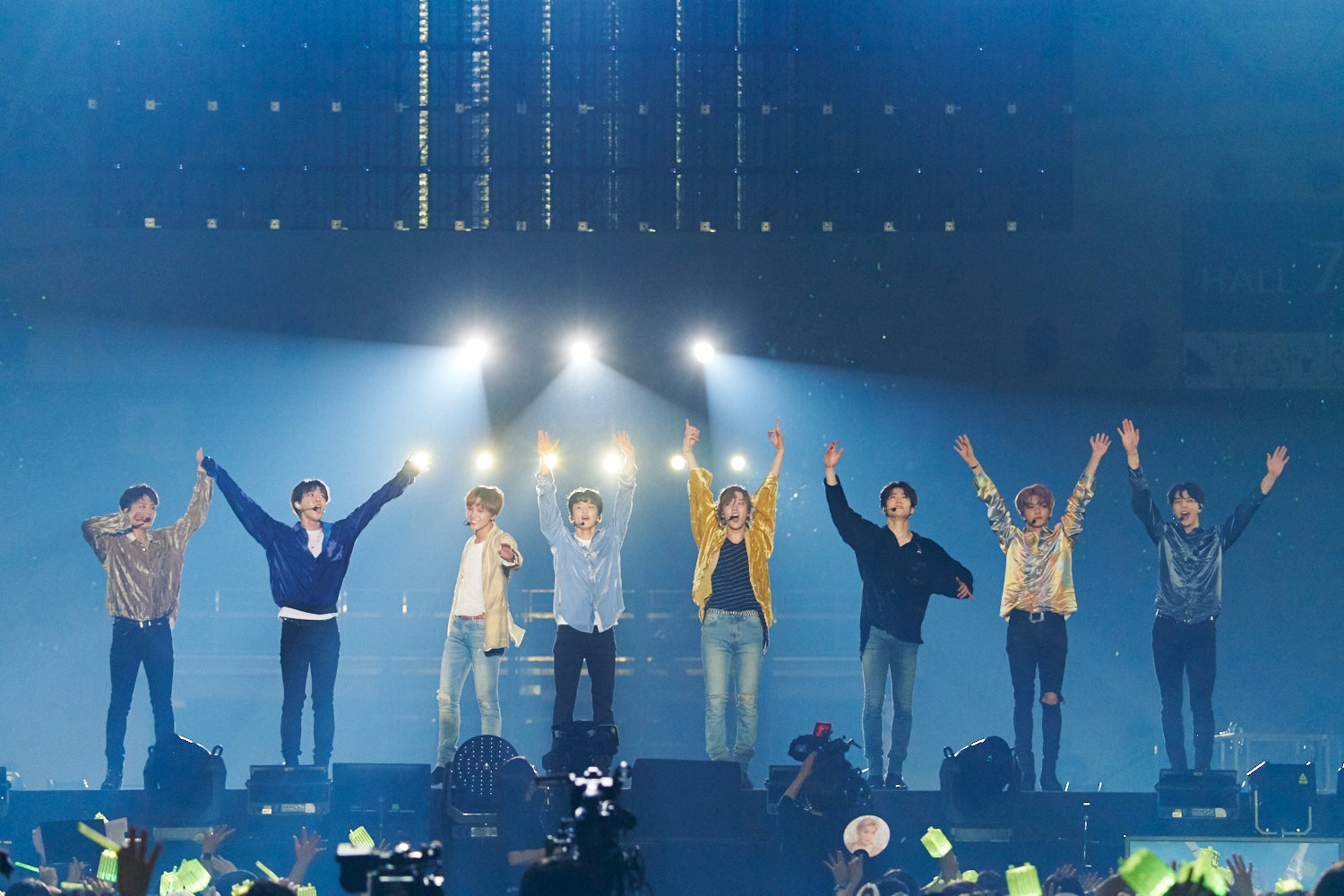 NCT 127の“映え”写真に「いいね！」殺到 初のファンミーティング開催、全国ツアーも発表