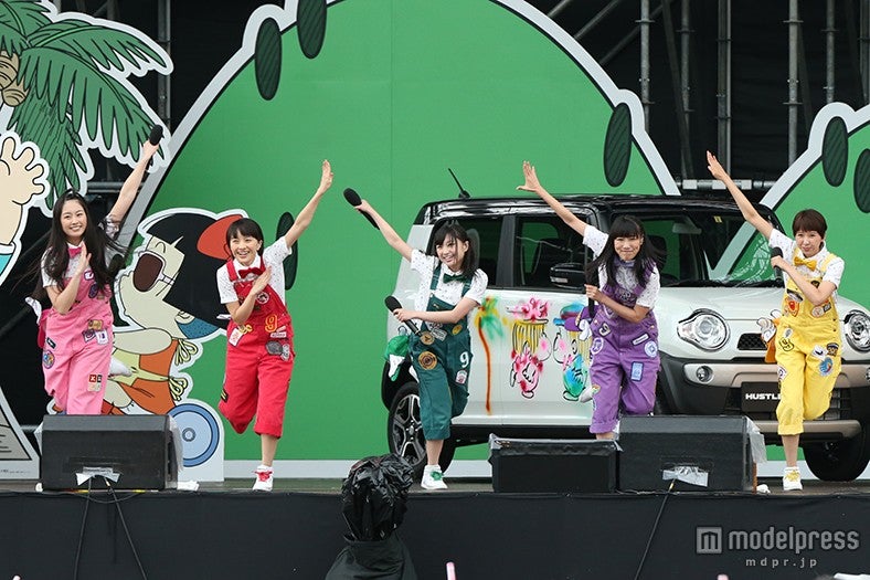 ももいろクローバーZ