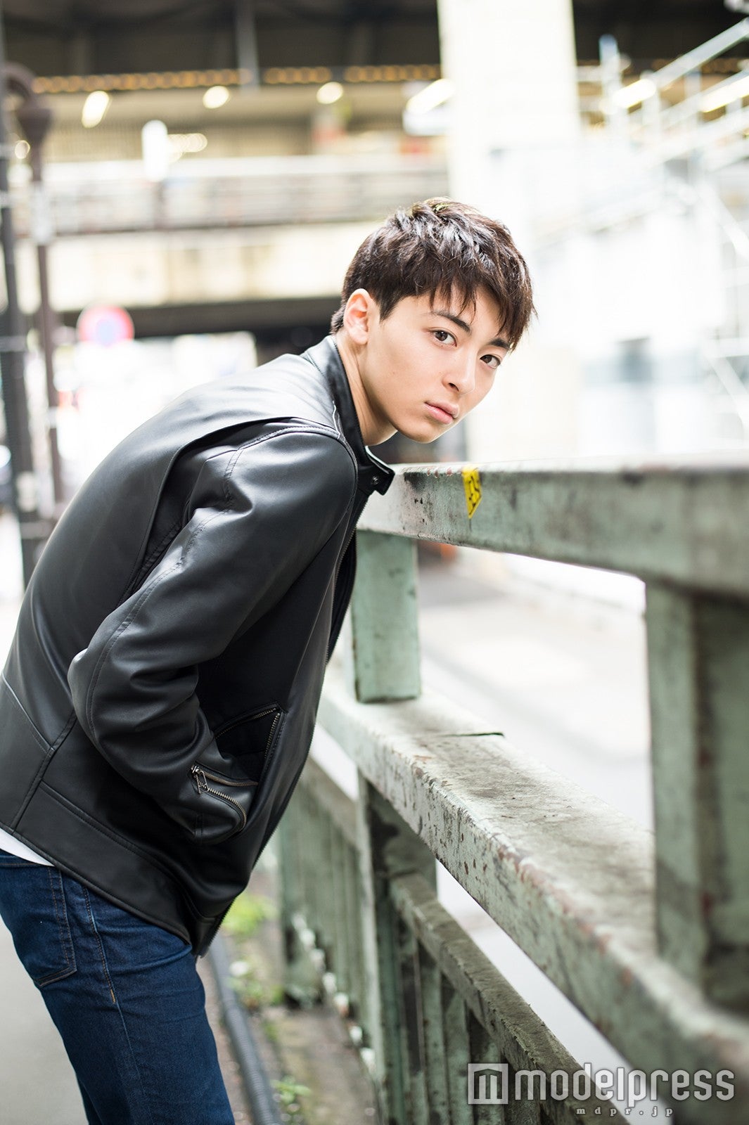 POLICE 2017 SPRING SUMMER カタログ　モデル　高杉真宙 POLICE 2017 SPRING SUMMER カタログ モデル 高杉真宙 POLICE