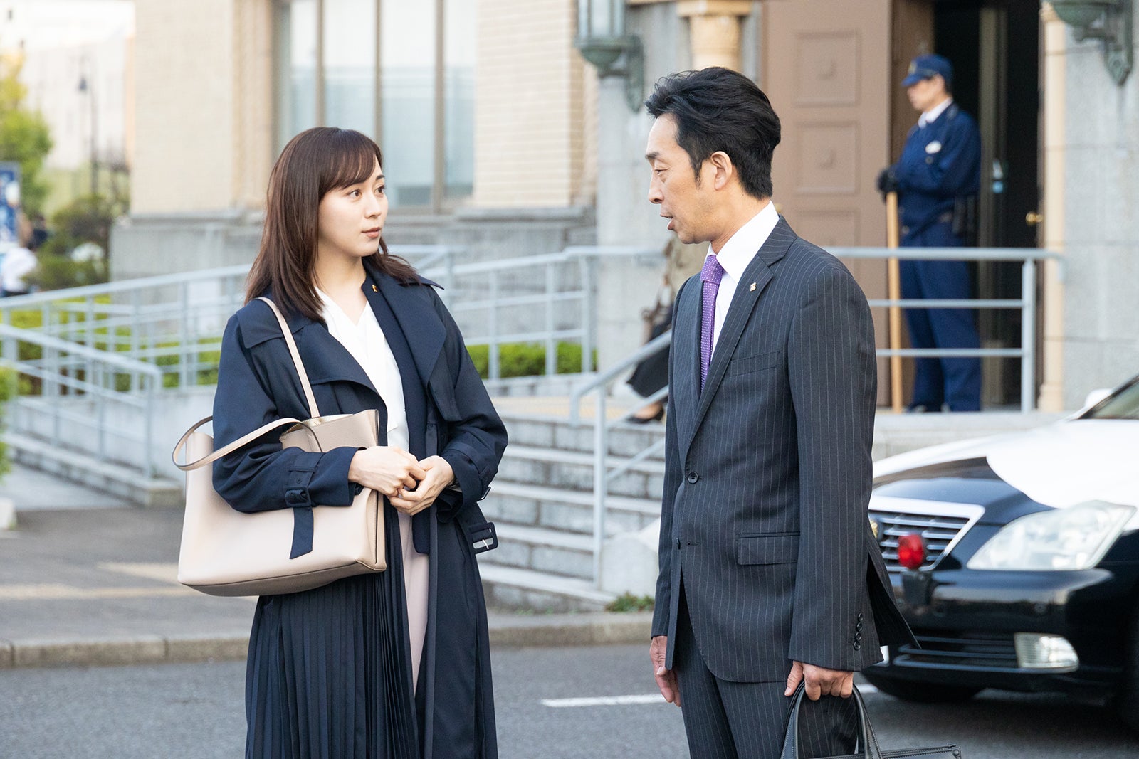 比嘉愛未、北村有起哉「ケイジとケンジ、時々ハンジ。」第3話より（C）テレビ朝日