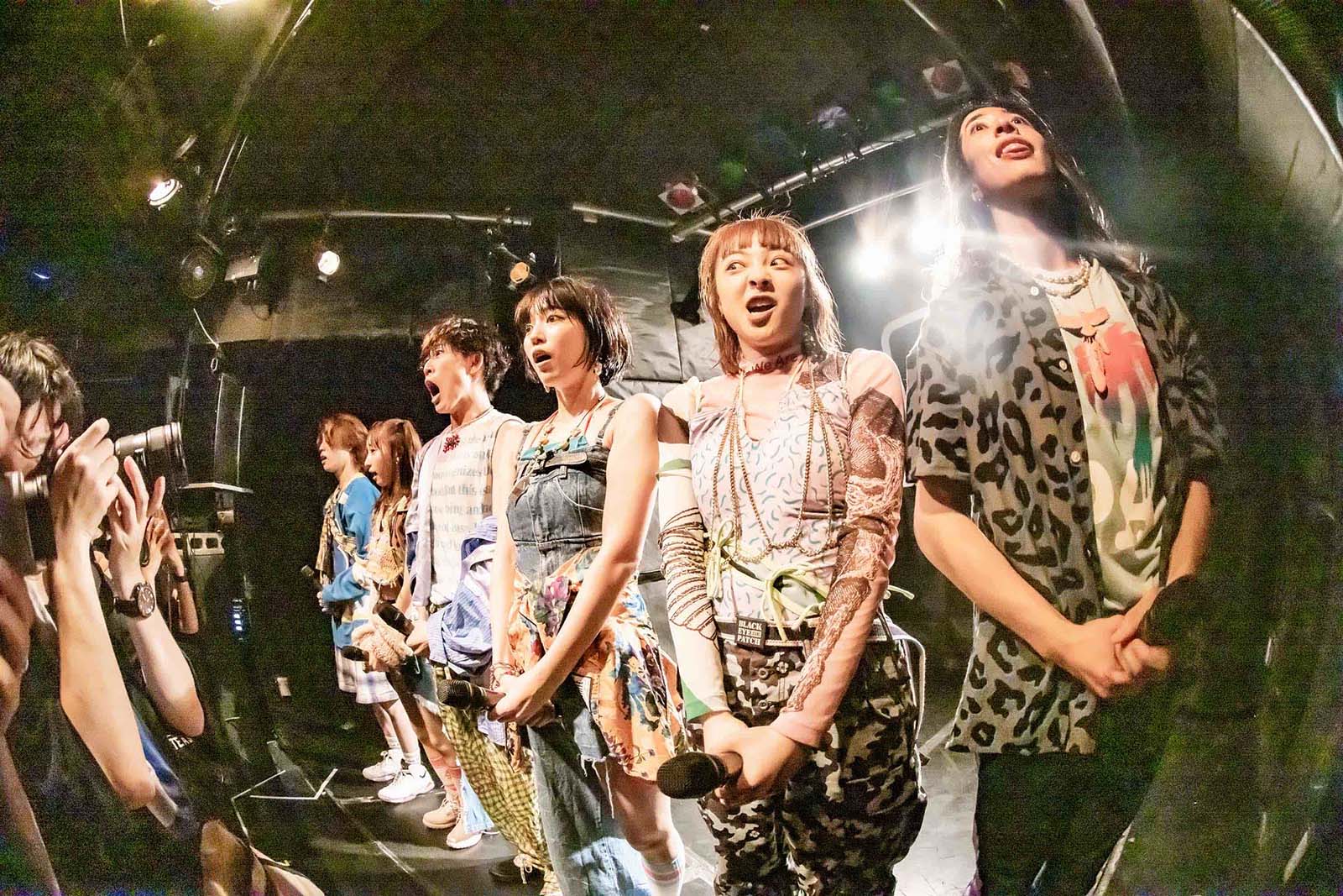 BiTE A SHOCK Photo by 藤井拓