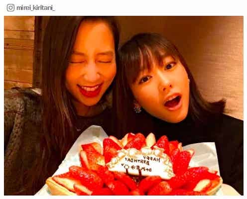 桐谷美玲&河北麻友子「真ん中バースデー」でお祝い “みれまゆ”ケーキ2ショットが可愛すぎる