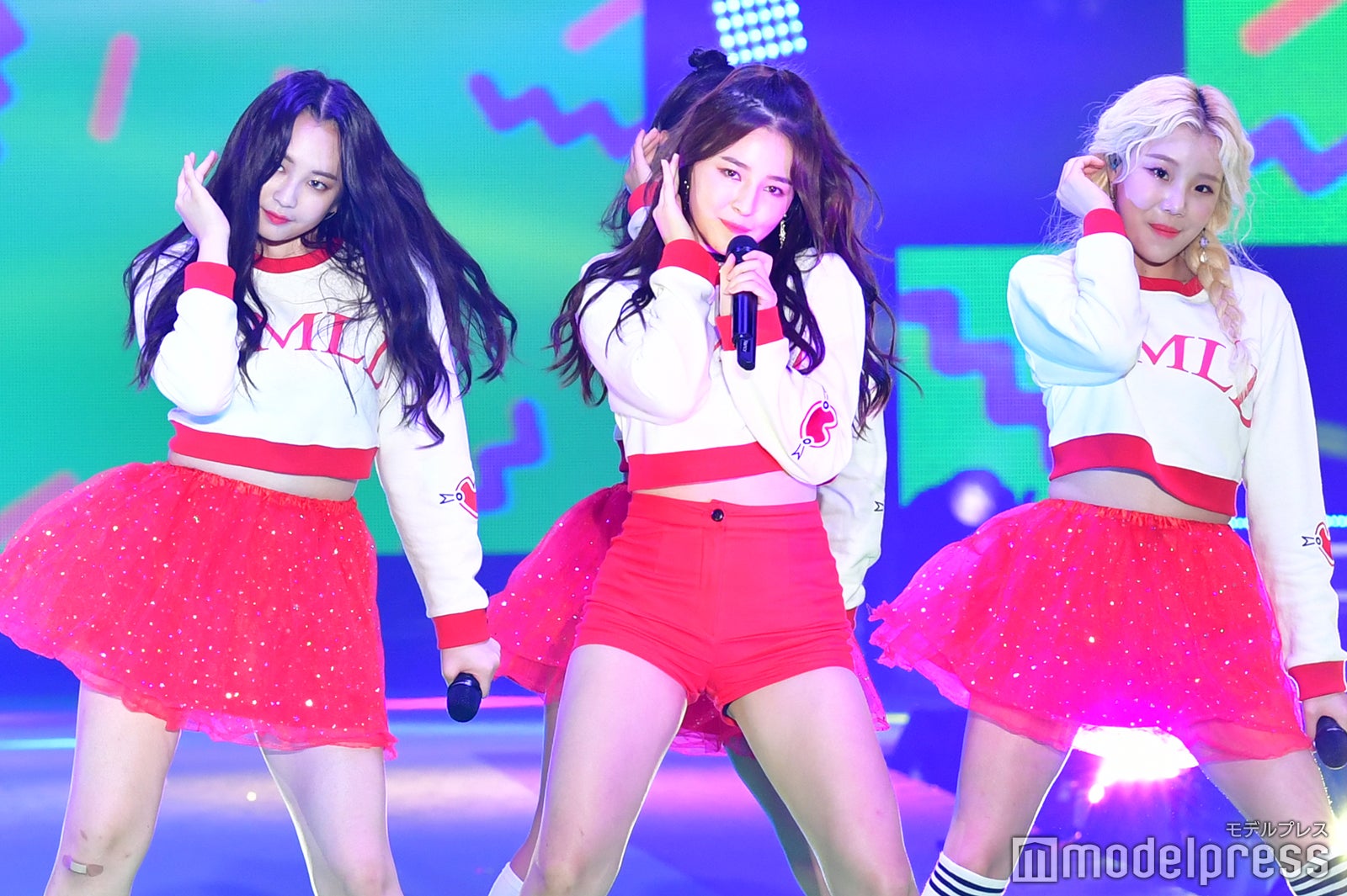 MOMOLAND（C）モデルプレス