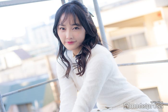 手塚季史子さん(C)モデルプレス