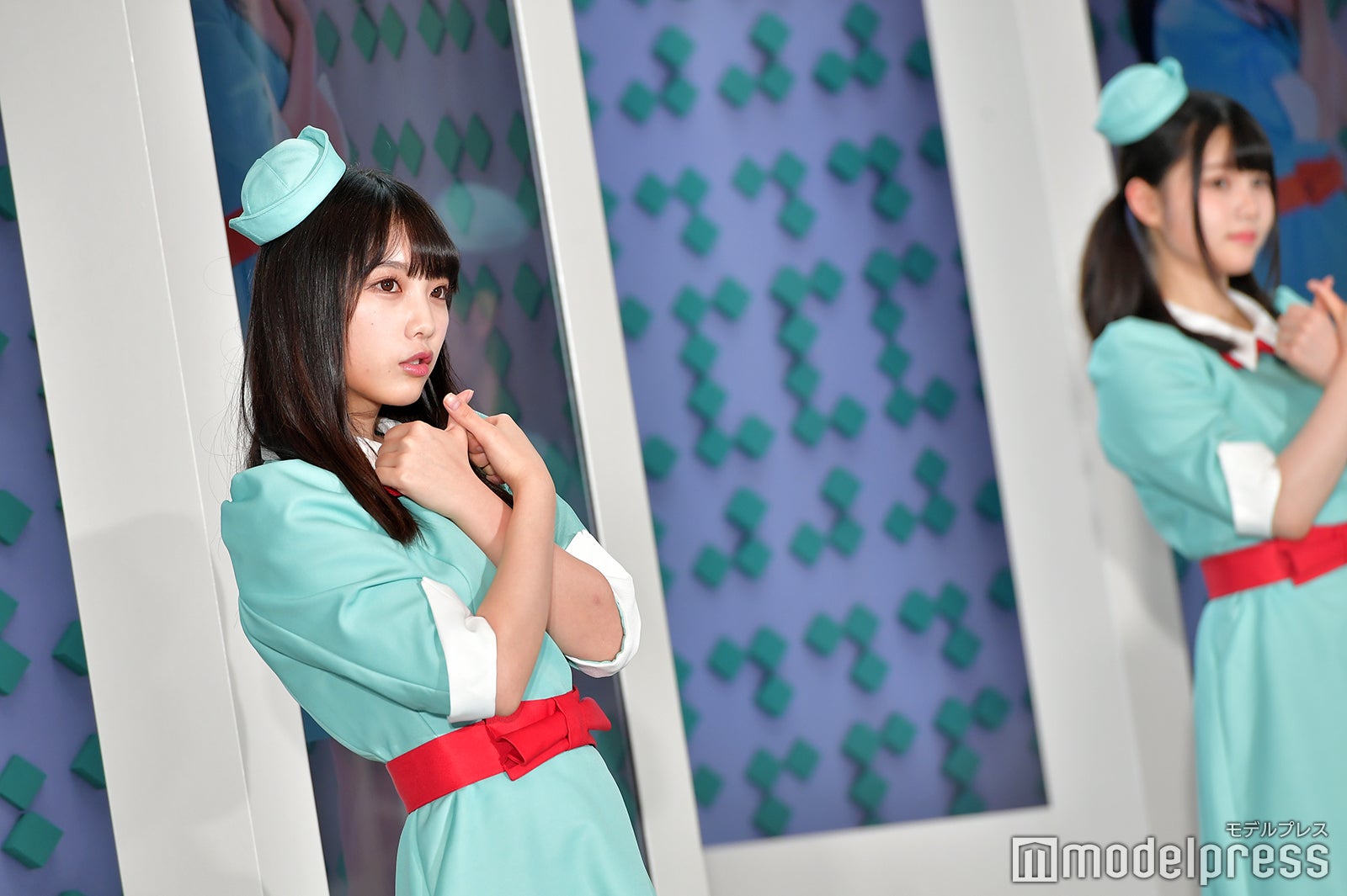 与田祐希、伊藤理々杏（C）モデルプレス