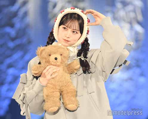 CANDY TUNE立花琴未、ガーリーなミニ丈コーデであざとい表情【サツコレ2025A/W】