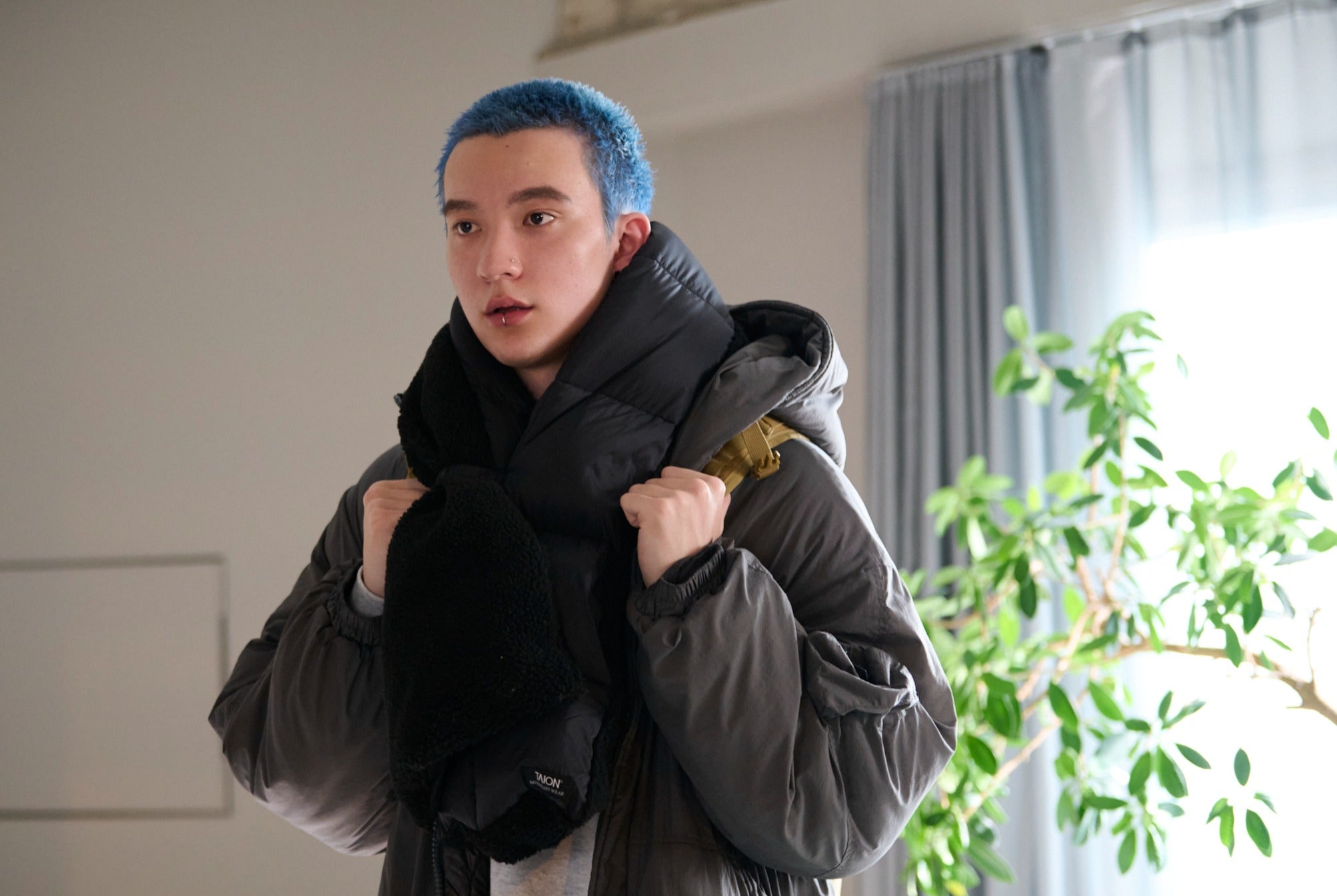 嵐翔真（C）⾼野⽔登／フトンチラシ／Storm Labels