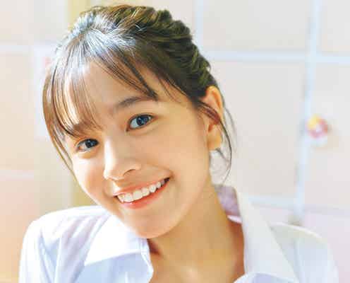 TikTokで話題の女子高生・夏芽すず、初水着で豊満バスト披露