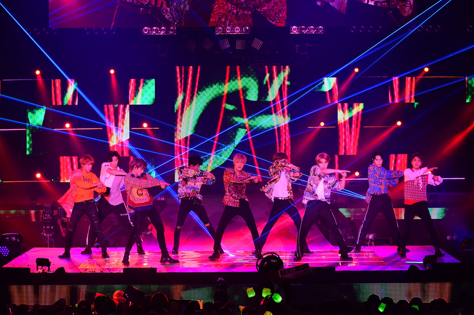 NCT 127（C）Rakuten GirlsAward 2018 AUTUMN／WINTER