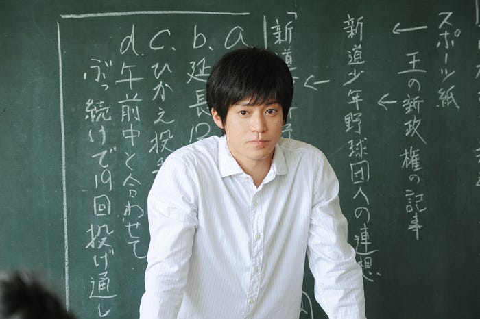 小栗旬(C)2017「君の膵臓をたべたい」製作委員会 (C)住野よる/双葉社