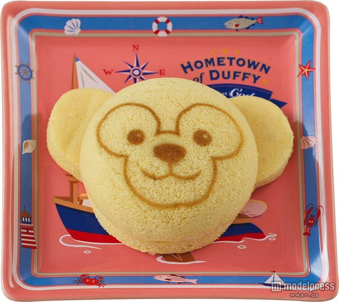コーヒーミルクケーキ、スーベニアプレート付き(820円)/(C)Disney