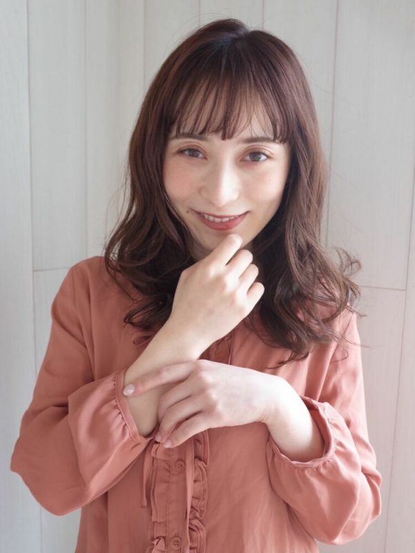 30代に人気のセミロング特集 おしゃれで可愛い 大人のおすすめヘアスタイル モデルプレス